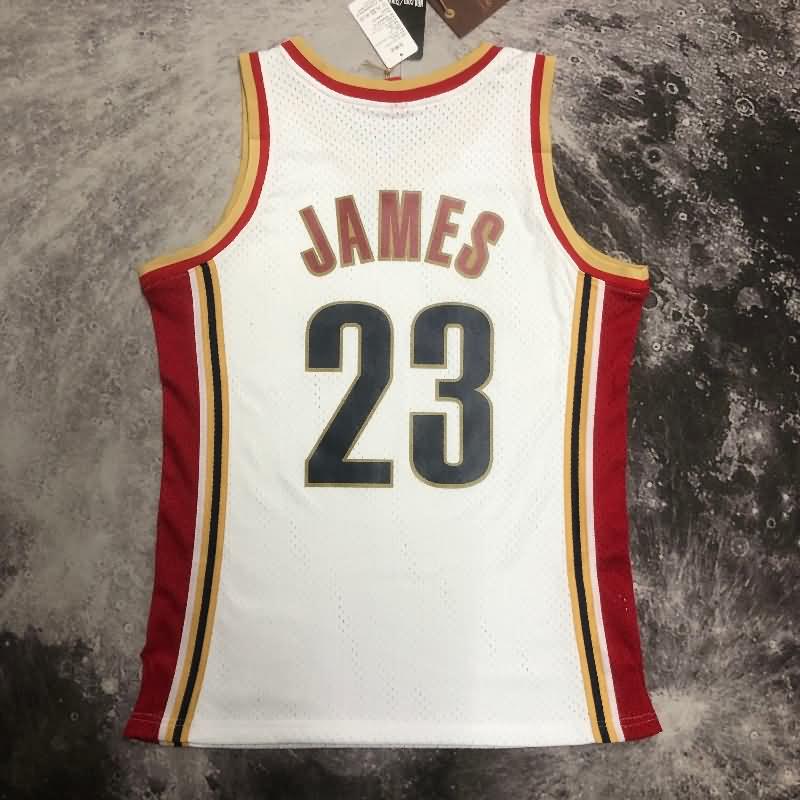 Cleveland Cavaliers 2003/04 White Classics Basketball Jersey (Hot Press)