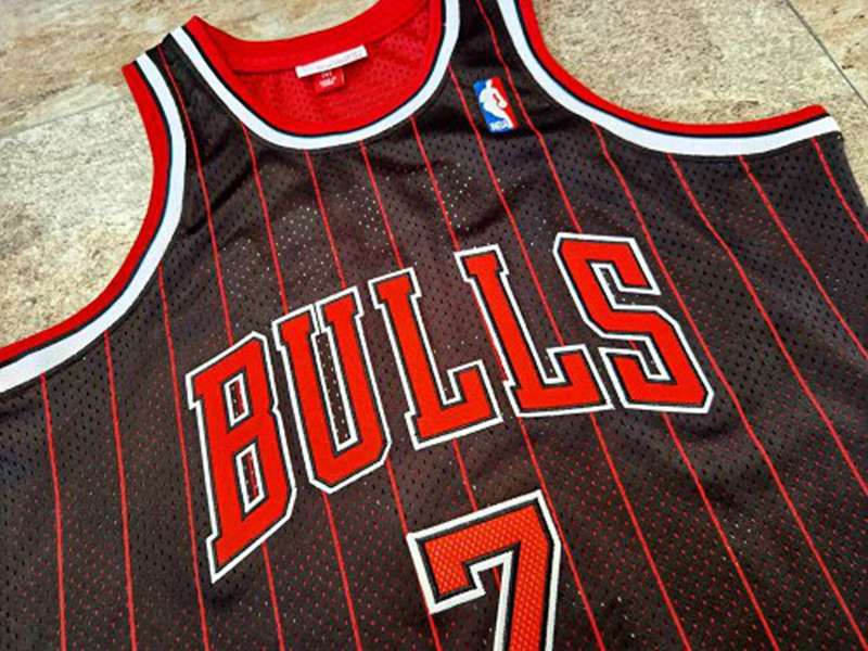 1995/96 Chicago Bulls KUKOC #7 Black Classics Basketball Jersey (Closely Stitched)