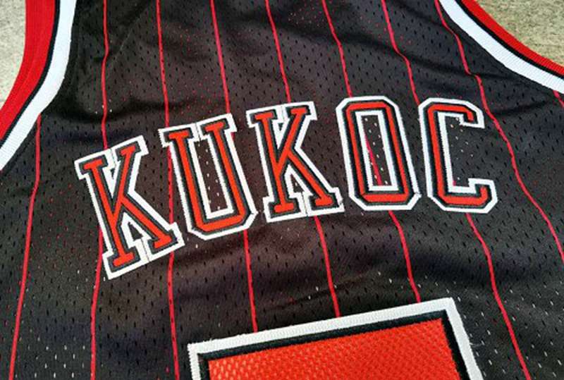 1995/96 Chicago Bulls KUKOC #7 Black Classics Basketball Jersey (Closely Stitched)