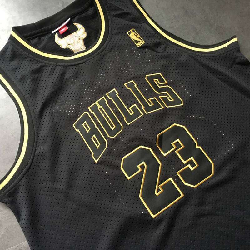 1997/98 Chicago Bulls JORDAN #23 Black Gold Classics Basketball Jersey (Closely Stitched)