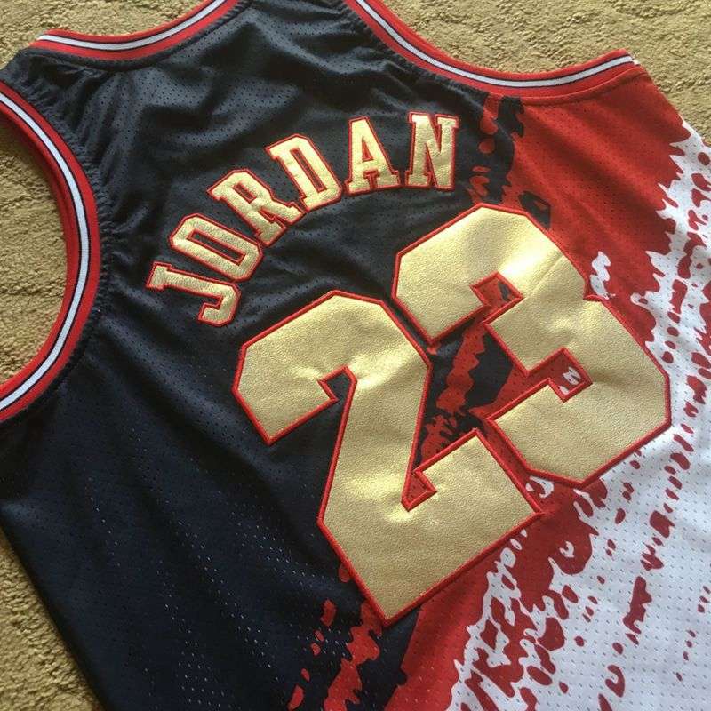 1997/98 Chicago Bulls JORDAN #23 Black White Classics Basketball Jersey (Closely Stitched)