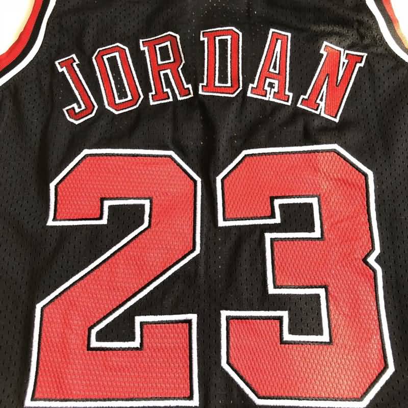 1997/98 Chicago Bulls JORDAN #23 Black Finals Classics Basketball Jersey 02 (Closely Stitched)