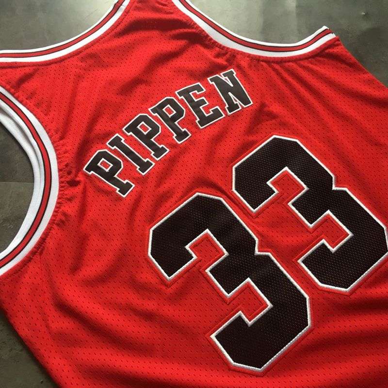 1997/98 Chicago Bulls PIPPEN #33 Red Classics Basketball Jersey (Closely Stitched)