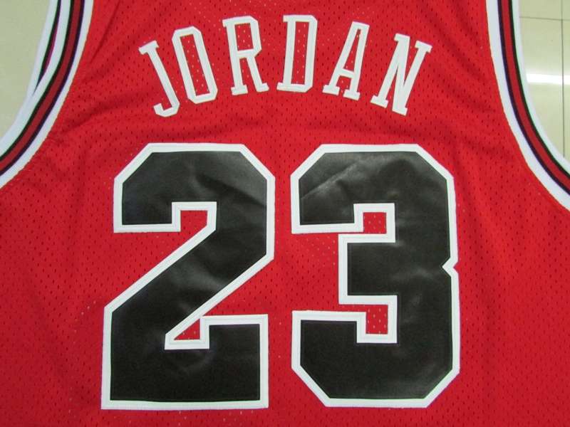 Chicago Bulls JORDAN #23 Red Classics Basketball Jersey (Stitched)