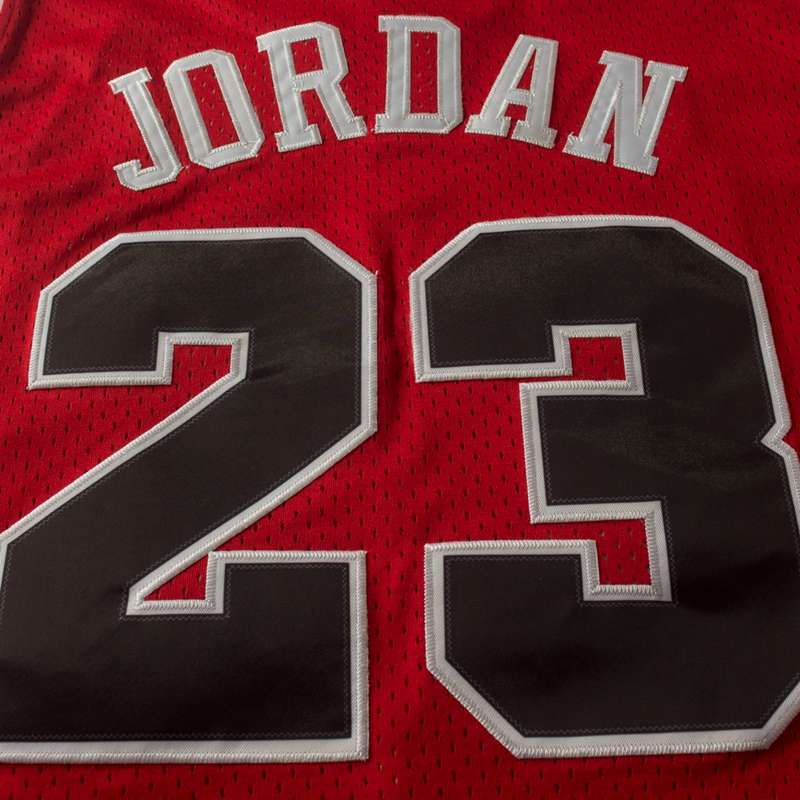 Chicago Bulls JORDAN #23 Red Classics Basketball Jersey 04 (Stitched)