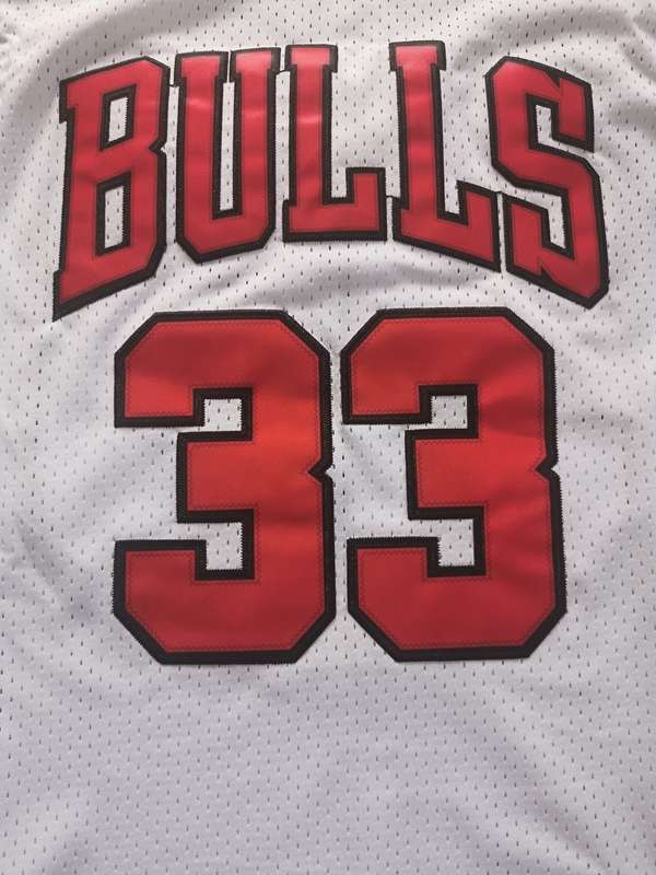 Chicago Bulls PIPPEN #33 White Classics Basketball Jersey (Stitched)