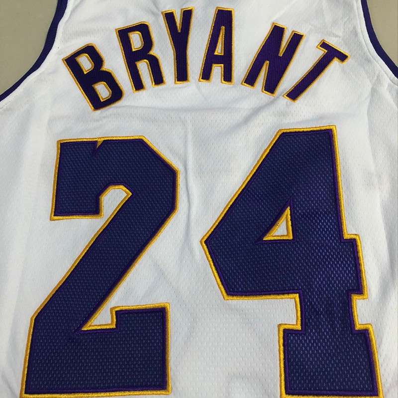 2008/09 Los Angeles Lakers BRYANT #24 White Classics Basketball Jersey (Closely Stitched)