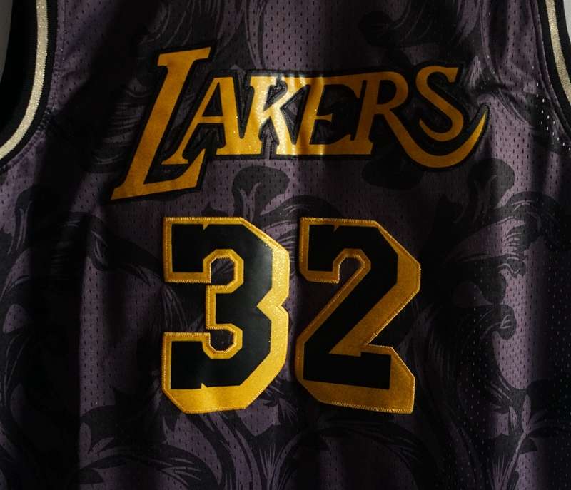 1984/85 Los Angeles Lakers JOHNSON #32 Black Classics Basketball Jersey (Stitched)