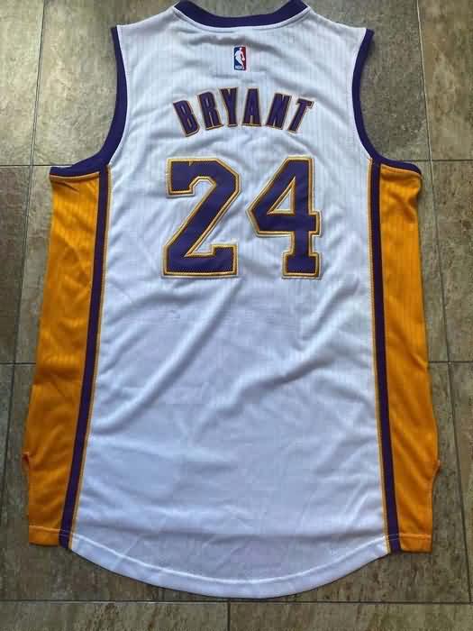 Los Angeles Lakers BRYANT #24 White Classics Basketball Jersey (Closely Stitched)