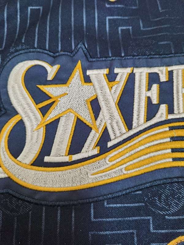 2000/01 Philadelphia 76ers IVERSON #3 Black Classics Basketball Jersey (Closely Stitched)