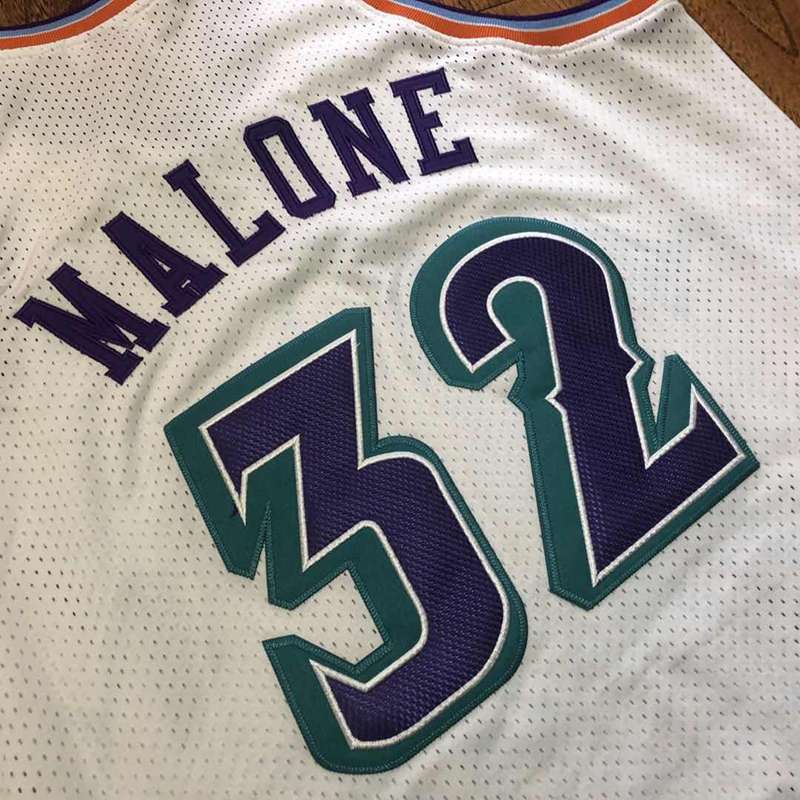 1996/97 Utah Jazz MALONE #32 White Classics Basketball Jersey (Closely Stitched)