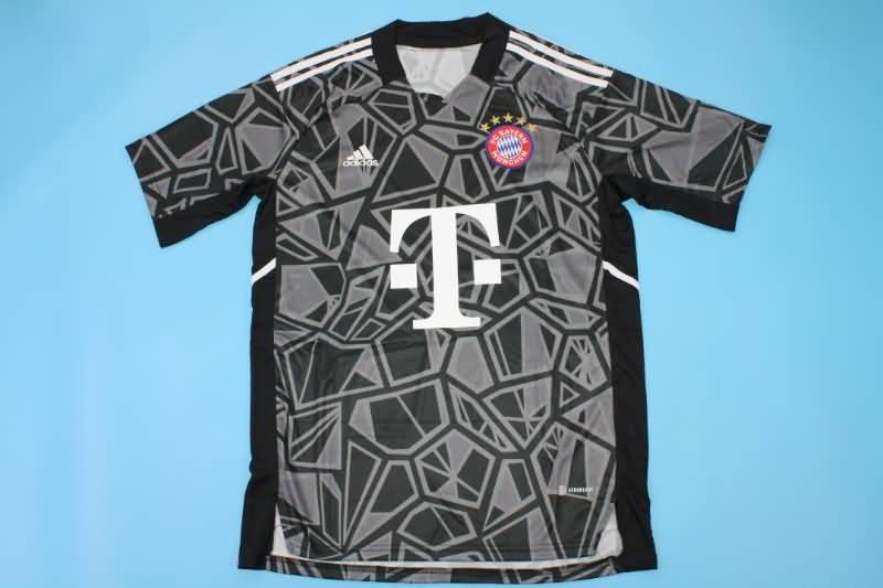 Thailand Quality(AAA) 22/23 Bayern Munich Goalkeeper Black Soccer Jersey