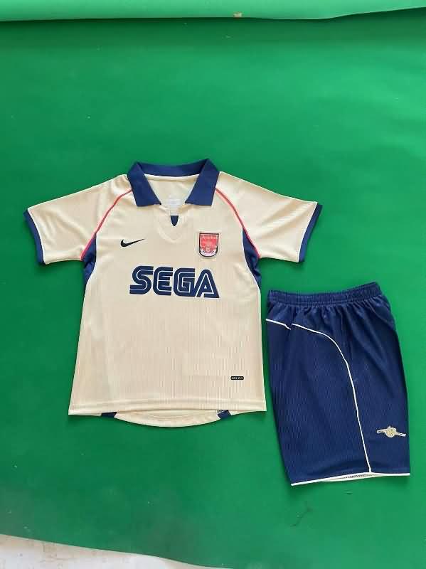 2001/02 Arsenal Away Kids Soccer Jersey And Shorts