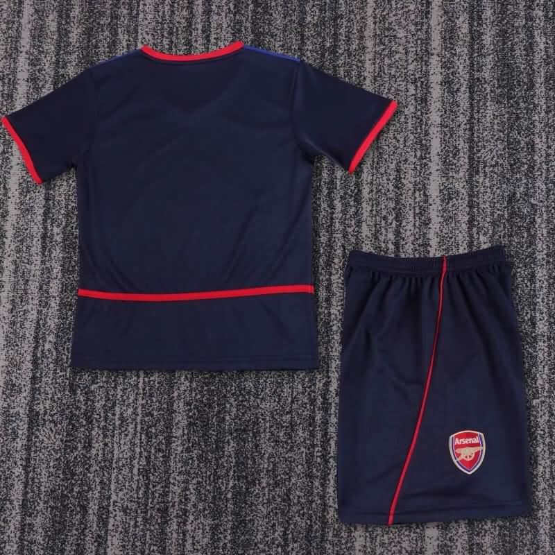 2002/03 Arsenal Away Kids Soccer Jersey And Shorts