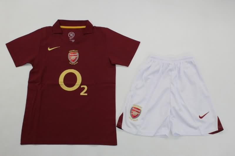 2005/06 Arsenal Home Kids Soccer Jersey And Shorts