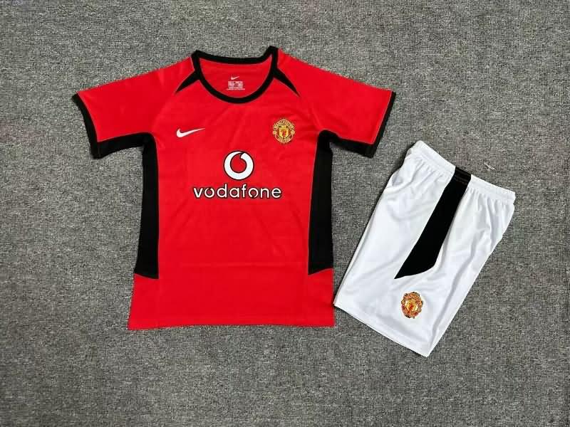 2002/04 Manchester United Home Kids Soccer Jersey And Shorts