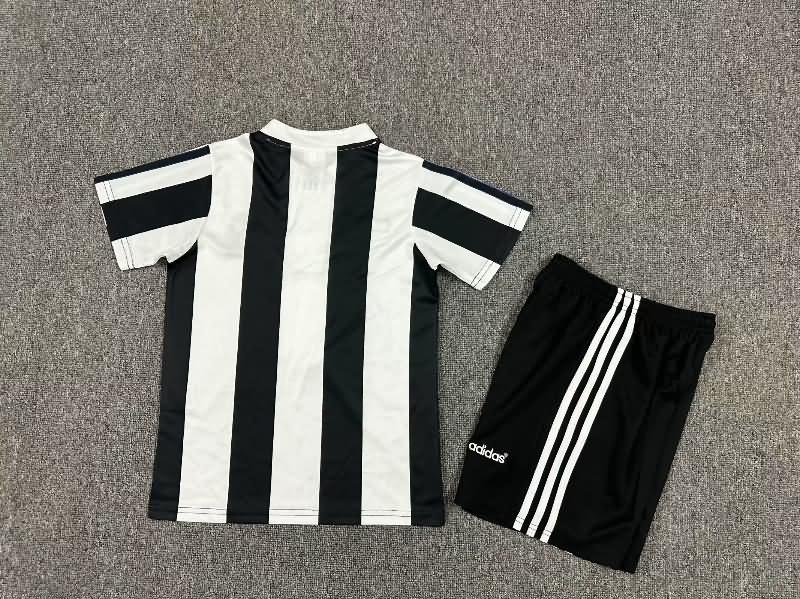 1995/97 Newcastle United Home Kids Soccer Jersey And Shorts