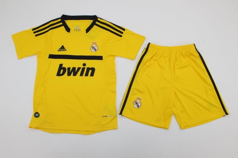 11/12 Real Madrid Goalkeeper Yellow Kids Soccer Jersey And Shorts