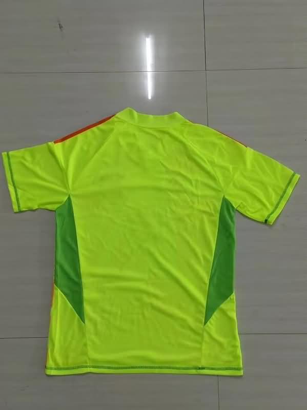 Thailand Quality(AAA) 24/25 Bayern Munich Goalkeeper Green Soccer Jersey