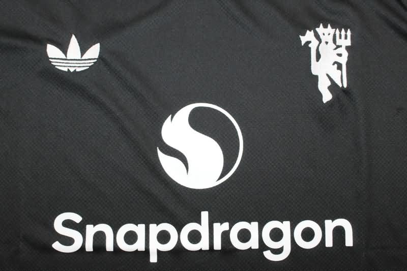 Thailand Quality(AAA) 24/25 Manchester United Goalkeeper Black Soccer Jersey Leaked