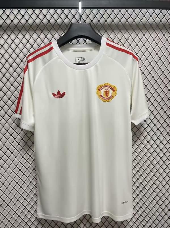 Thailand Quality(AAA) 24/25 Manchester United Training Soccer Jersey 09