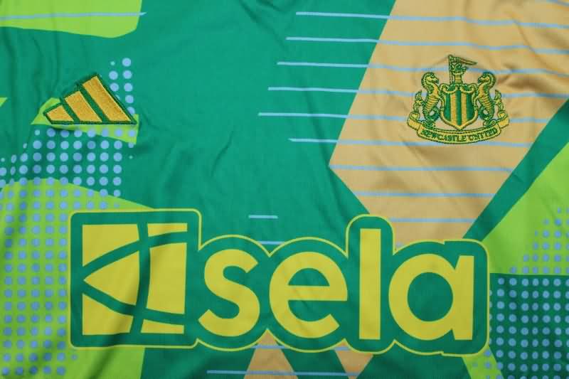 Thailand Quality(AAA) 24/25 Newcastle United Goalkeeper Green Soccer Jersey