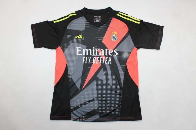 Thailand Quality(AAA) 24/25 Real Madrid Goalkeeper Black Soccer Jersey 02