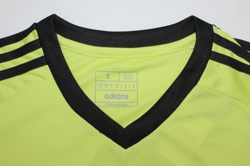 Thailand Quality(AAA) 24/25 Real Madrid Goalkeeper Yellow Soccer Jersey