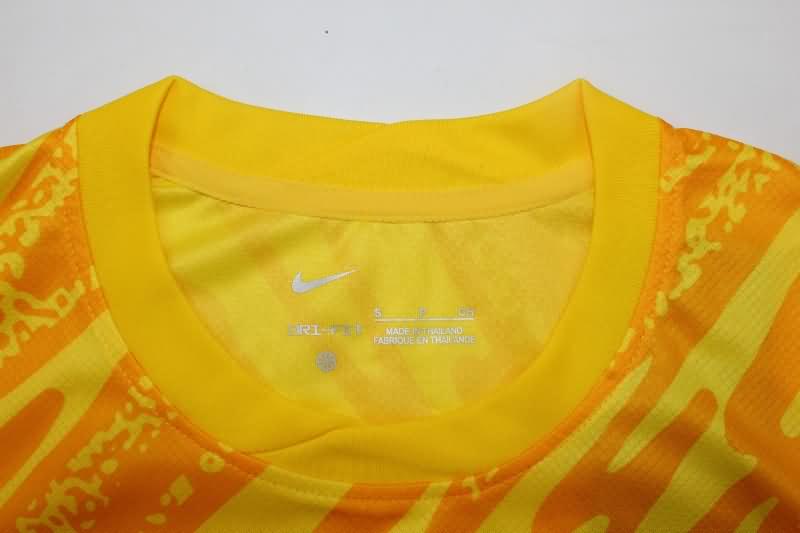 Thailand Quality(AAA) 24/25 Tottenham Hotspur Goalkeeper Yellow Soccer Jersey