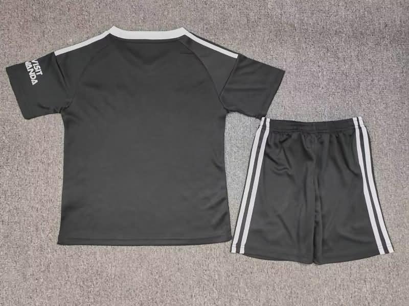 24/25 Arsenal Goalkeeper Black Kids Soccer Jersey And Shorts 02