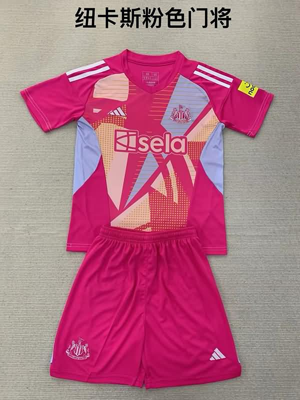 24/25 Newcastle United Goalkeeper Pink Kids Soccer Jersey And Shorts