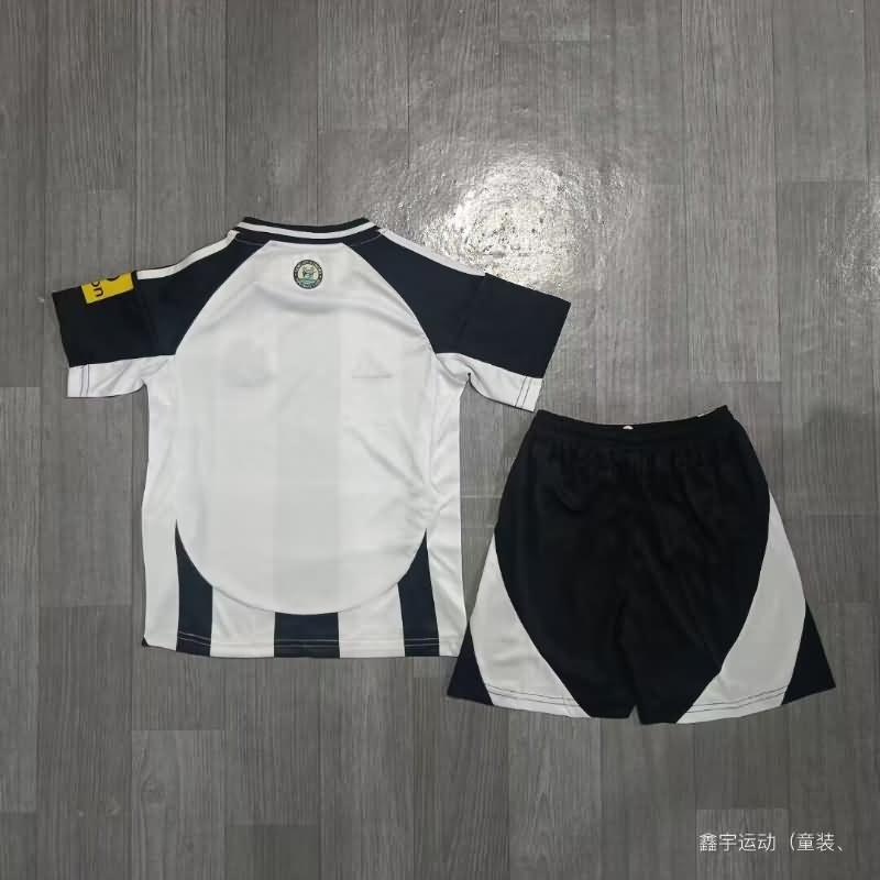 24/25 Newcastle United Home Kids Soccer Jersey And Shorts Leaked