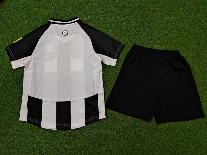 24/25 Newcastle United Home Kids Soccer Jersey And Shorts (Player)