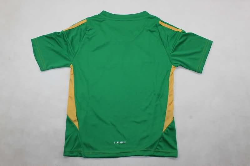 2024 Spain Goalkeeper Green Kids Soccer Jersey And Shorts