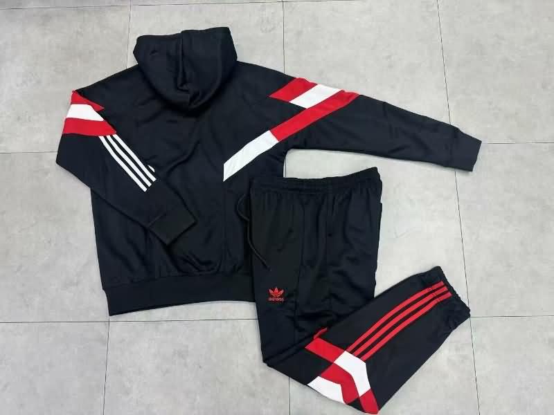 Thailand Quality(AAA) 24/25 Manchester United Black Soccer Tracksuit 07