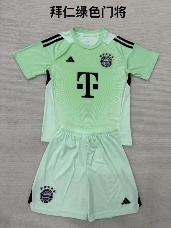 25/26 Bayern Munich Goalkeeper Green Soccer Jersey 25/26 Bayern Munich Goalkeeper Green Soccer Jersey