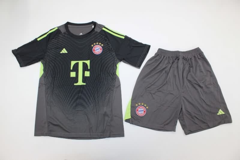 25/26 Bayern Munich Goalkeeper Grey Kids Soccer Jersey And Shorts 25/26 Bayern Munich Goalkeeper Grey Kids Soccer Jersey And Shorts
