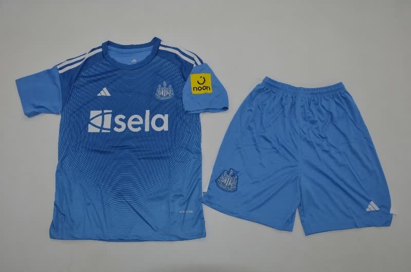 25/26 Newcastle United Goalkeeper Blue Kids Soccer Jersey And Shorts 25/26 Newcastle United Goalkeeper Blue Kids Soccer Jersey And Shorts