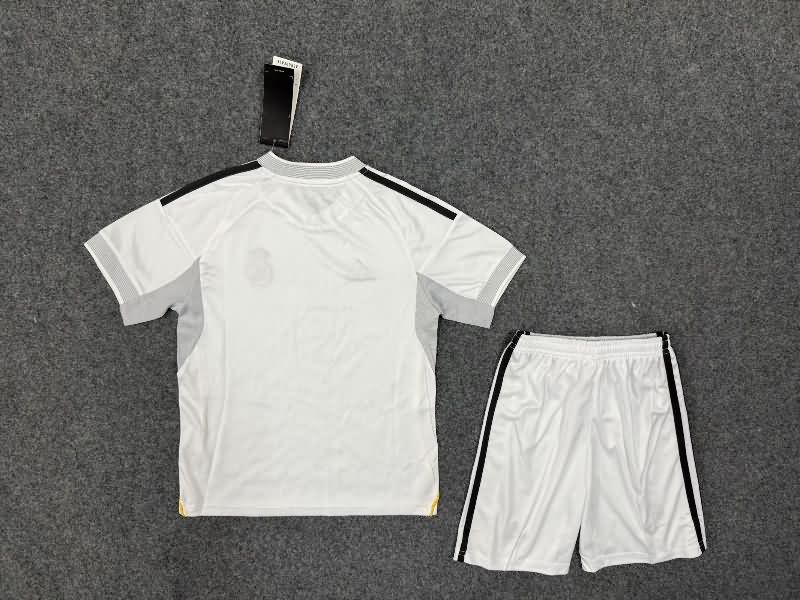 25/26 Real Madrid Home Kids Soccer Jersey And Shorts Leaked