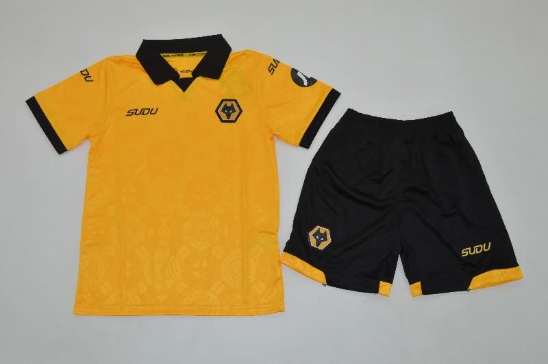 25/26 Wolves Home Kids Soccer Jersey And Shorts 25/26 Wolves Home Kids Soccer Jersey And Shorts