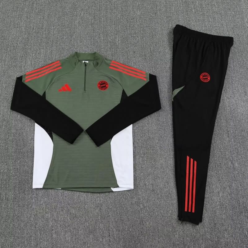 Thailand Quality(AAA) 25/26 Bayern Munich Dark Green Soccer Tracksuit Thailand Quality(AAA) 25/26 Bayern Munich Dark Green Soccer Tracksuit
