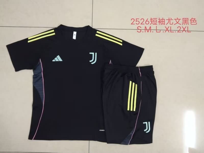 Thailand Quality(AAA) 25/26 Juventus Black Soccer Training Sets Thailand Quality(AAA) 25/26 Juventus Black Soccer Training Sets