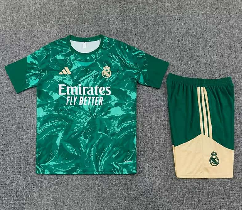 Thailand Quality(AAA) 25/26 Real Madrid Green Soccer Training Sets 05 Thailand Quality(AAA) 25/26 Real Madrid Green Soccer Training Sets 05