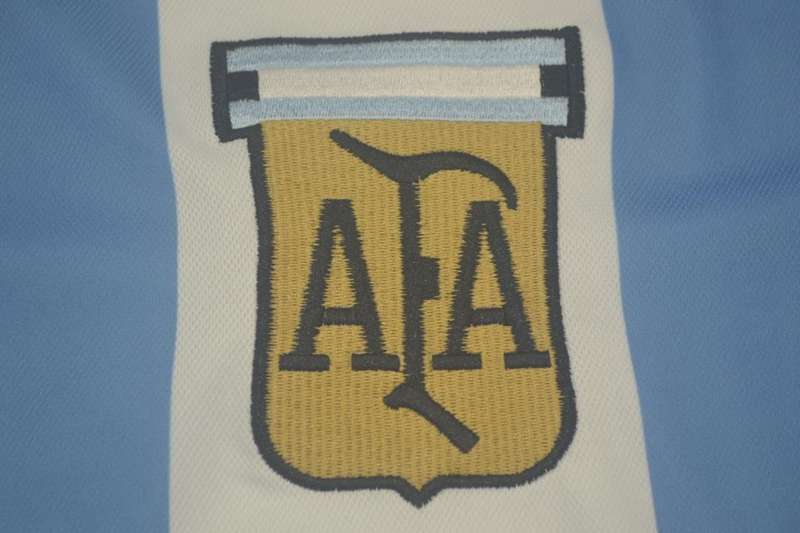 Thailand Quality(AAA) 1985 Argentina Home Retro Soccer Jersey