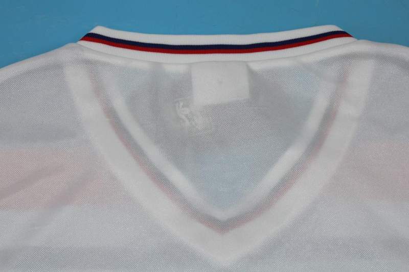 Thailand Quality(AAA) 1982 England Home Retro Soccer Jersey