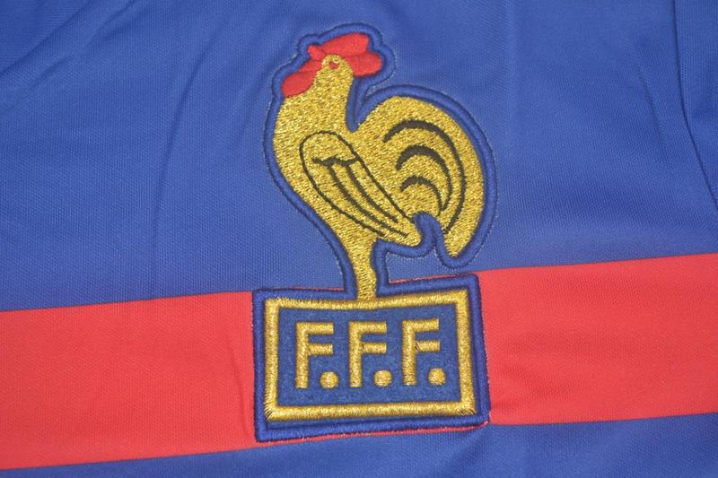 Thailand Quality(AAA) 1984 France Home Retro Soccer Jersey