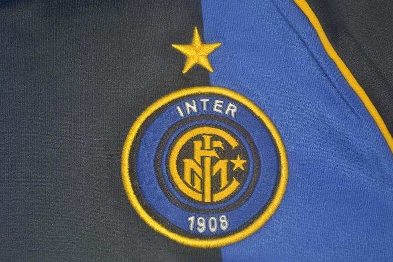 Thailand Quality(AAA) 2001/02 Inter Milan Home Soccer Jersey