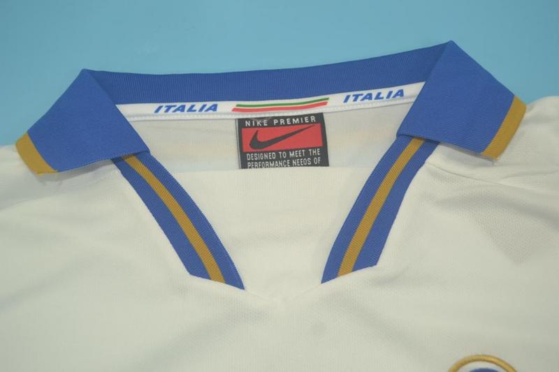 Thailand Quality(AAA) 1996 Italy Away Retro soccer Jersey