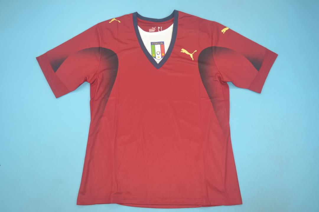 Thailand Quality(AAA) 2006 Italy Goalkeeper Red Retro soccer Jersey