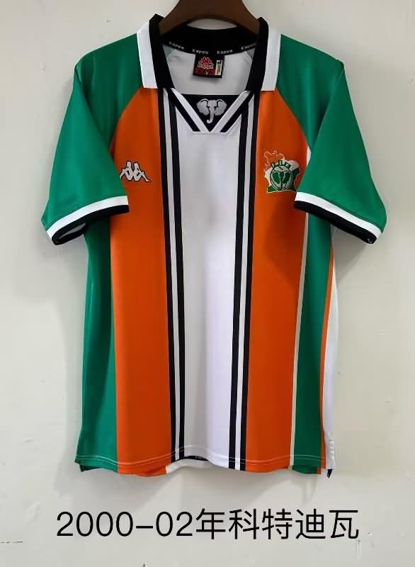 Thailand Quality(AAA) 2000/01 Ivory Home Retro Soccer Jersey